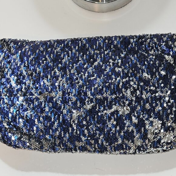 UGG Versatile Sequin Clutch - Picture 6 of 9